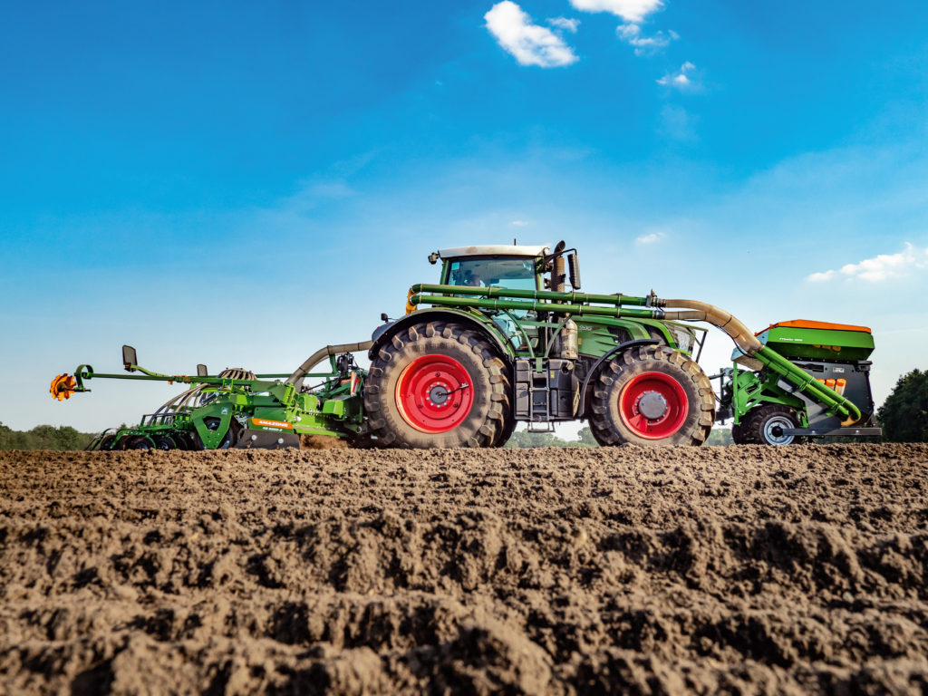 Kombinace Amazone Avant je vhodná pro zemědělce, kteří na svých pozemcích využívají klasické zpracování půdy s orbou či kombinaci této klasické technologie s konzervačním systémem