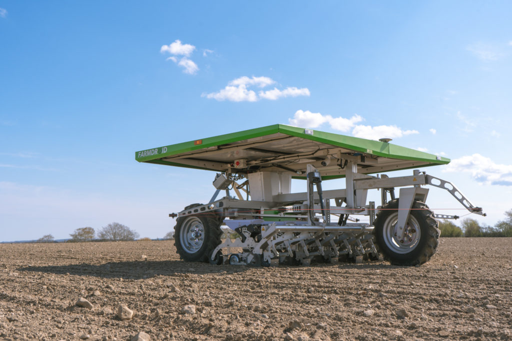 FarmDroid FD20 používá přesná kuličková ložiska NSK řady 6004 s těsněním DDU na obou stranách, aby se zabránilo vnikání kontaminace v drsných provozních podmínkách. Foto: FarmDroid