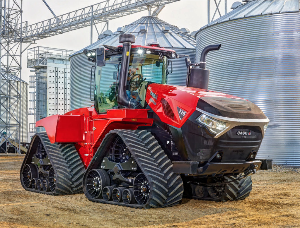 Quadtrac 715 AFS Connect - nový motor FPT Industrial poskytuje maximální výkon 778 k/572 kW .