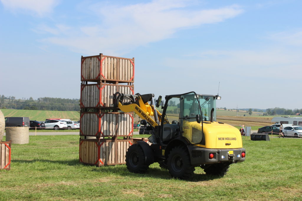 Kolový nakladač New Holland W50 C