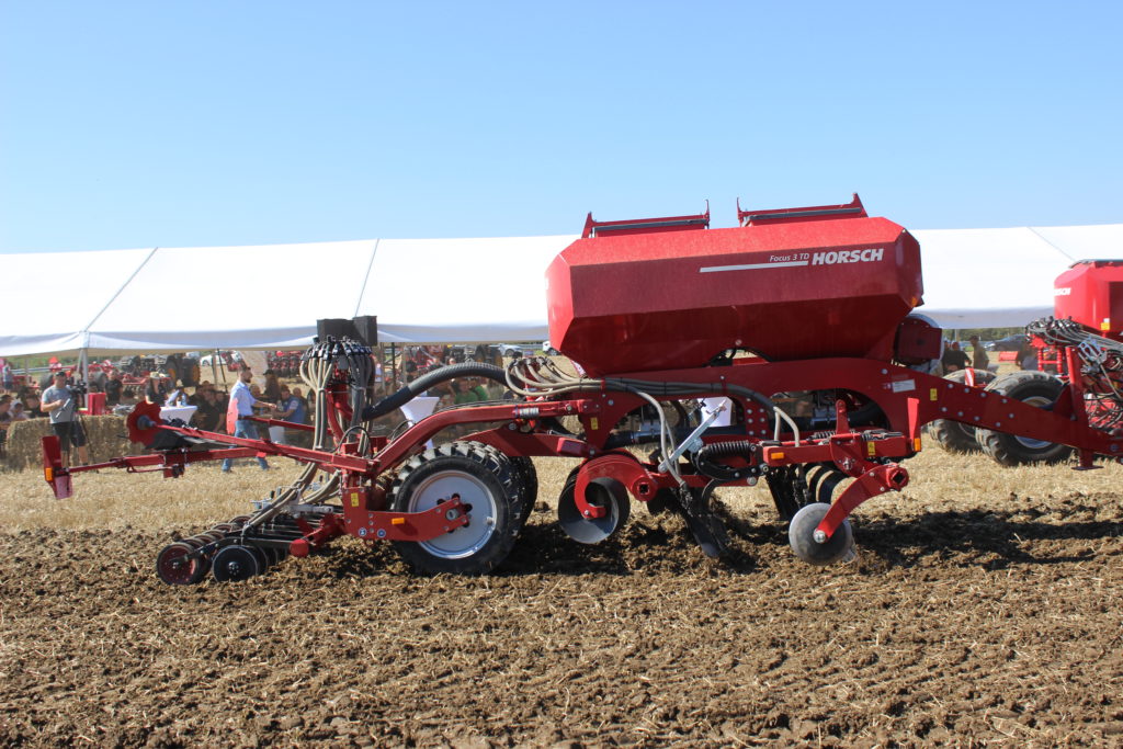 Secí stroj Focus 3 TD je vhodný do technologie strip-till 