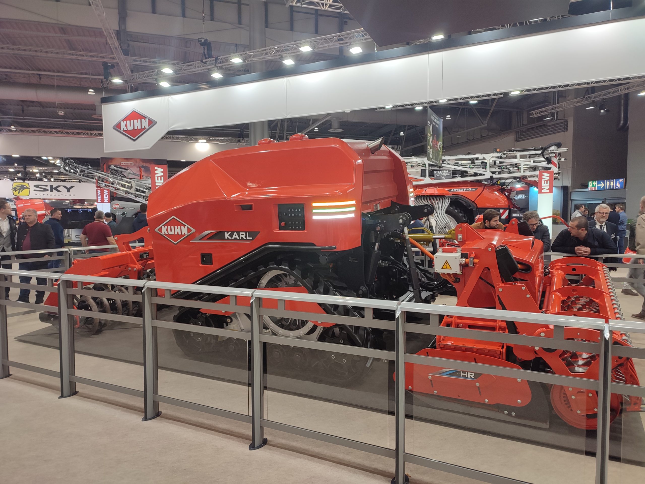 Kuhn Karl na scéně Mechanizaceweb.cz odborný web o zemědělské a