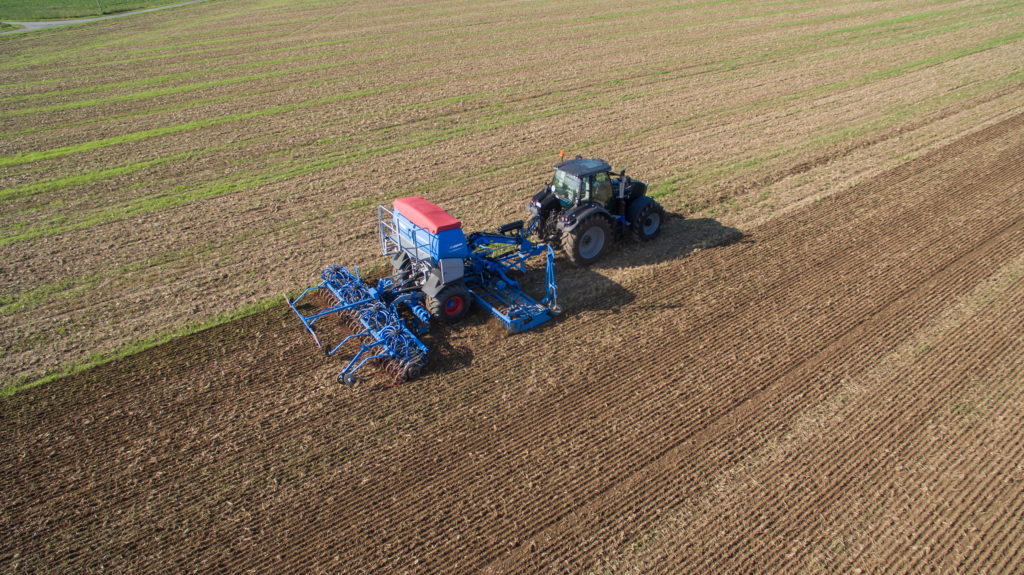 Systém secích botek pro Solitair 25 je dostupný v mechanické a hydraulické variantě.