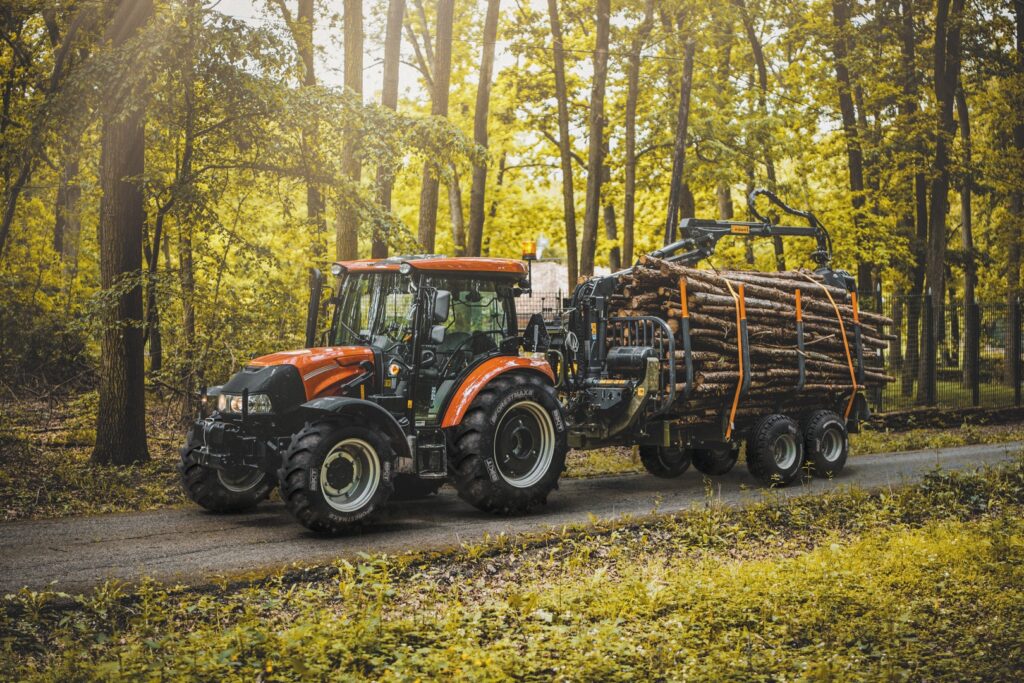 Kombinace speciálního běhounu a konstrukce ramen dělá z Forestmax pneumatiku s vynikajícími samočisticími vlastnostmi.