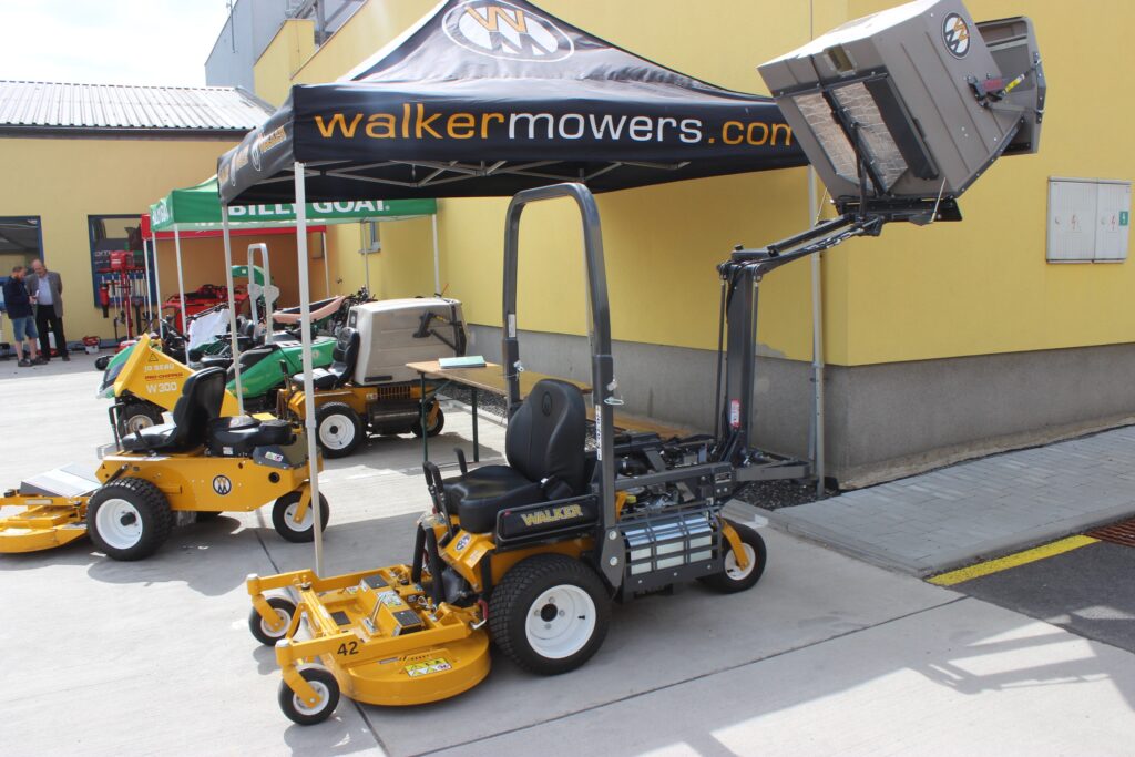 Americké sekačky Walker Mowers