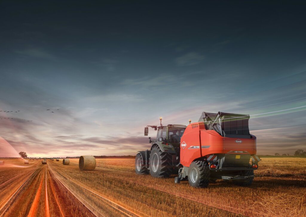 Všechny svinovací lisy Kuhn řady VB 7100 s funkcí TC-SC mohou být vybaveny sběračem, ovládaným na základě informací o poloze soupravy dle GPS.
