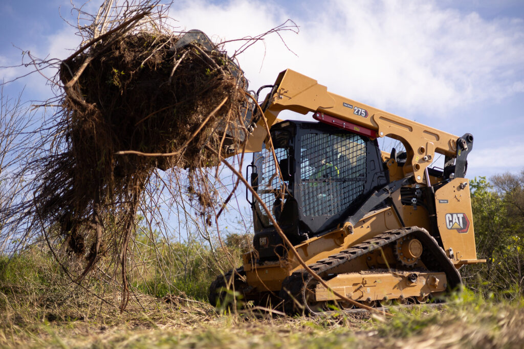 Aktualizovaný motor Cat C3.6 nabízí výkon 55–106 kW a je vybaven systémem následné úpravy výfukových plynů. Hodí se pro různé aplikace – od zemědělství až po těžbu.