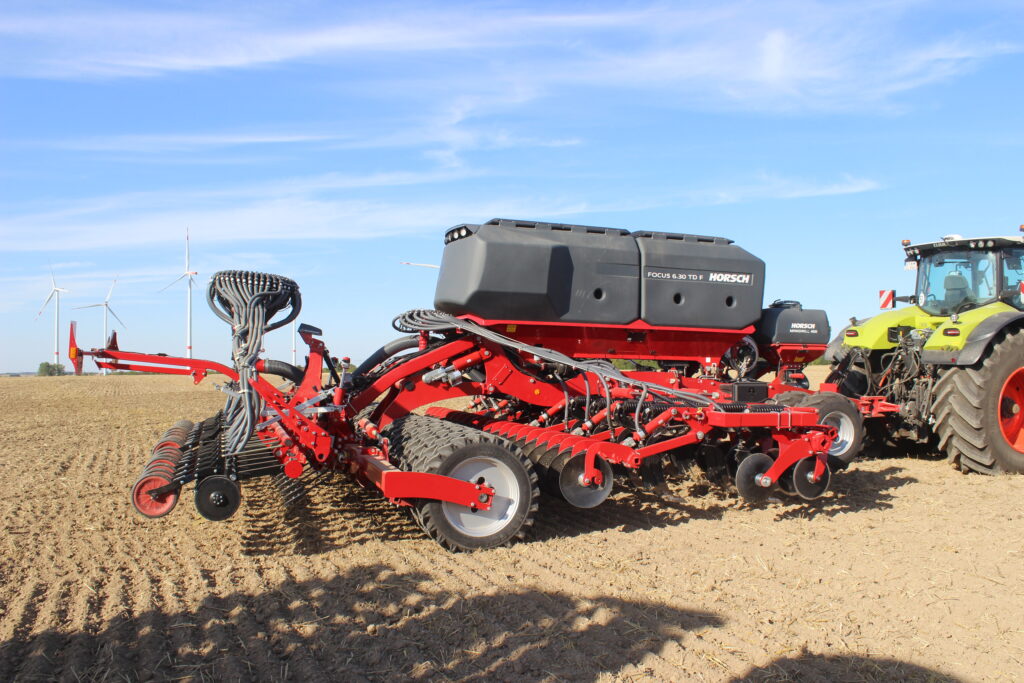 Na Tiskových dnech v létě 2025 představila firma Horsch aktualizovanou modelovou řadu secích strojů Focus. 