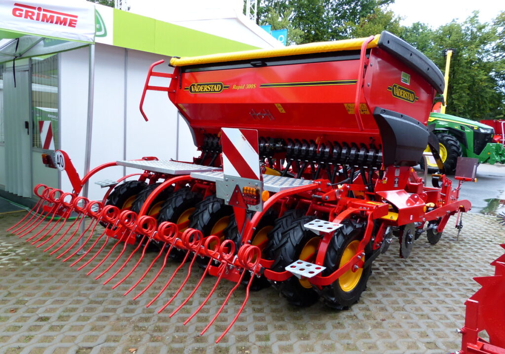 Modely s pneumatikovým pěchem se nabízí také jako mechanické  