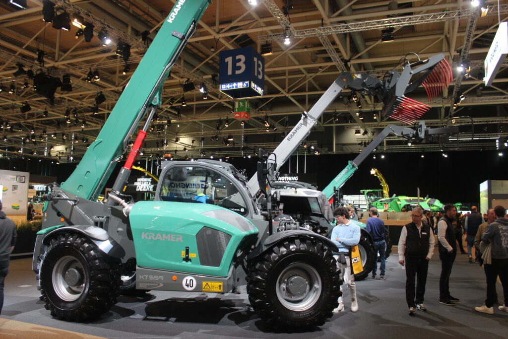 Pod mottem „Stále v pohybu“ představila firma Kramer na nejvýznamnějším světovém veletrhu zemědělské techniky působivé portfolio strojů a novinek.