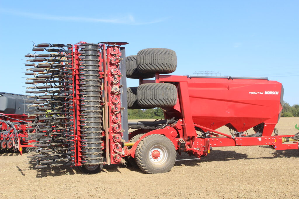 V nové sedmimetrové kombinaci rotačních bran secího stroje Horsch Versa 7 SW jsou integrovány čtyři pracovní oblasti.