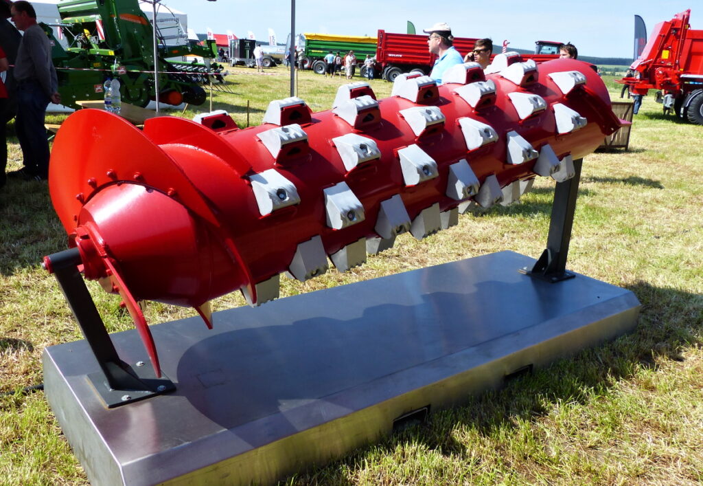 Axiální mláticí rotor