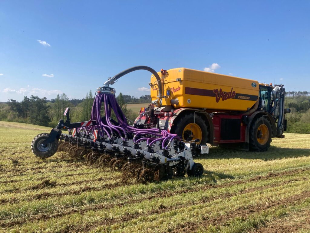 Vredo aplikovalo v loňském roce 135 000 m3 kejdy na 5800 ha 