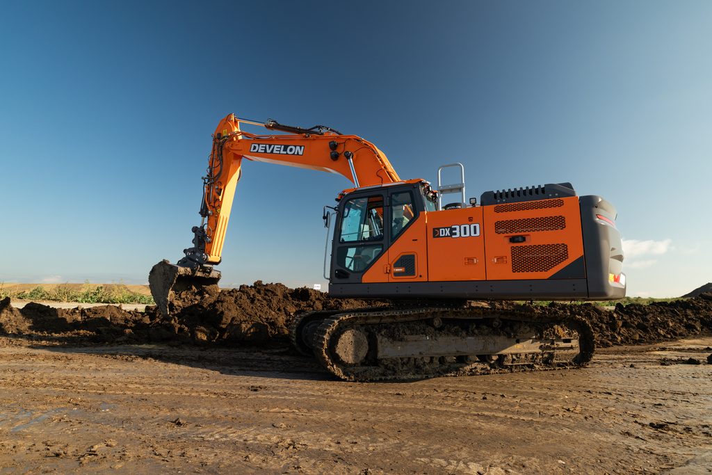Develon uvedl na trh nové 32tunové pásové rypadlo DX300LC-9, nejnovější přírůstek mezi průlomovými chytrými rypadly řady 9.
